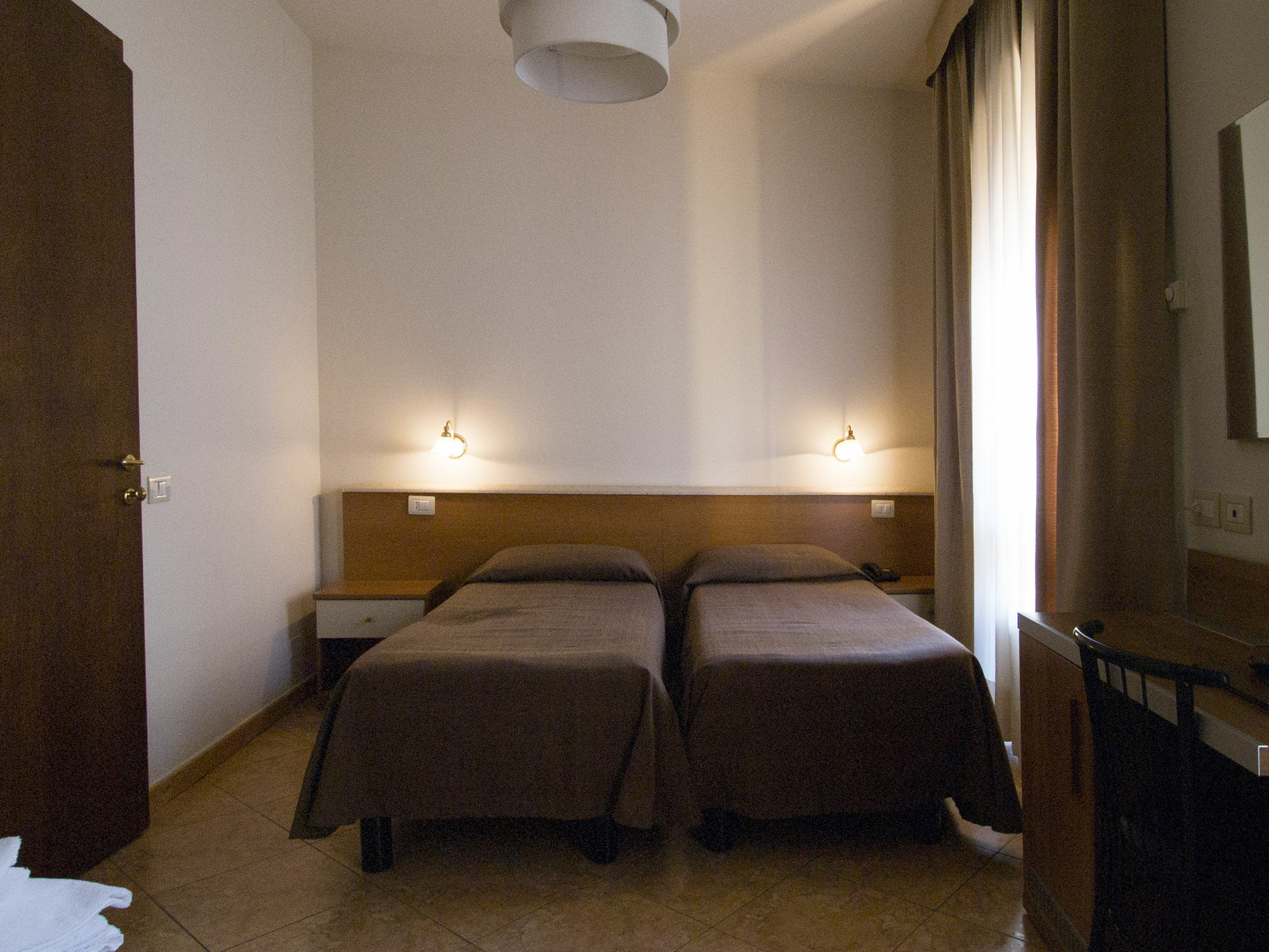Hotel Ares Milano Exteriör bild